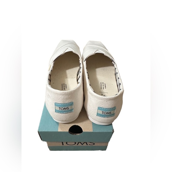 TOMS White Alparagata Slip On Shoes - Picture 5 of 6